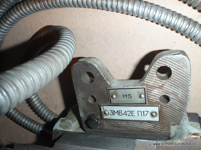 Motor k vnitřnímu broušení 3M6 42E  (05528 (3).JPG)